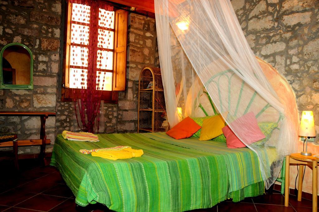 Agriturismo Su'E Lentu Боса Номер фото